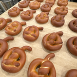 Pumpkin Pretzels (pair)
